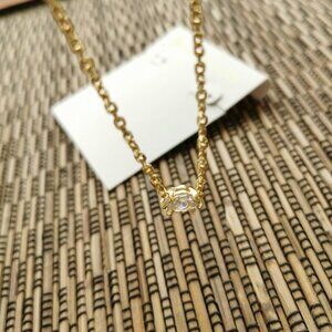 Kendra Scott Cailin White Crystal Pendant Necklace in Gold